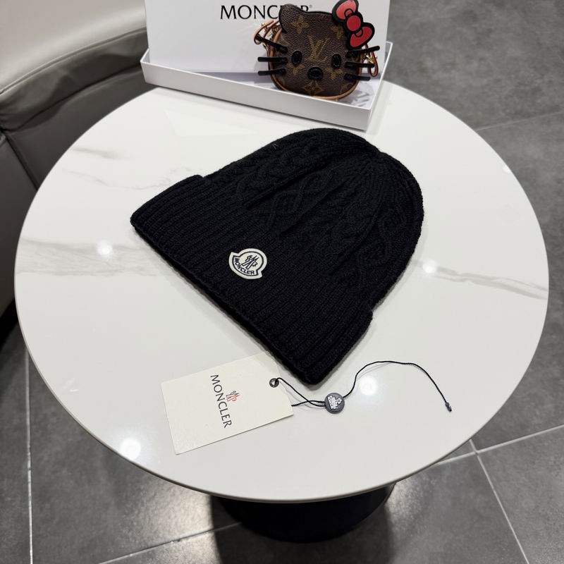 Moncler Hat (2430)