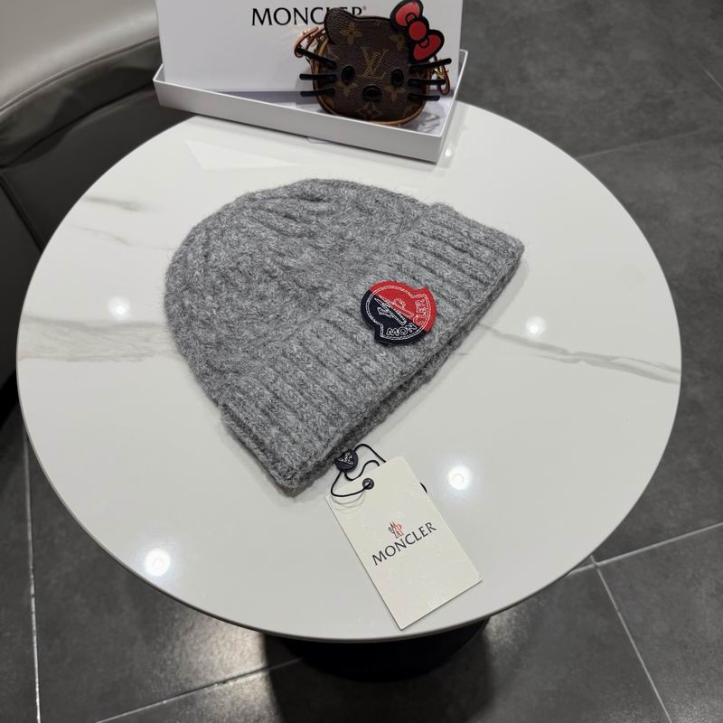 Moncler Hat (2518)