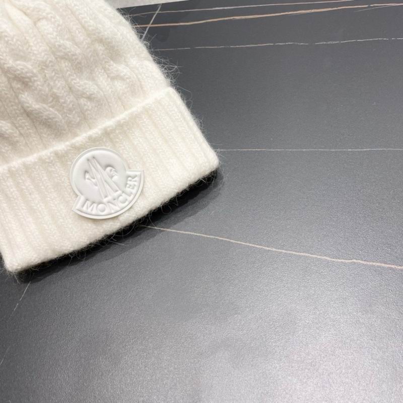 Moncler Hat (260)