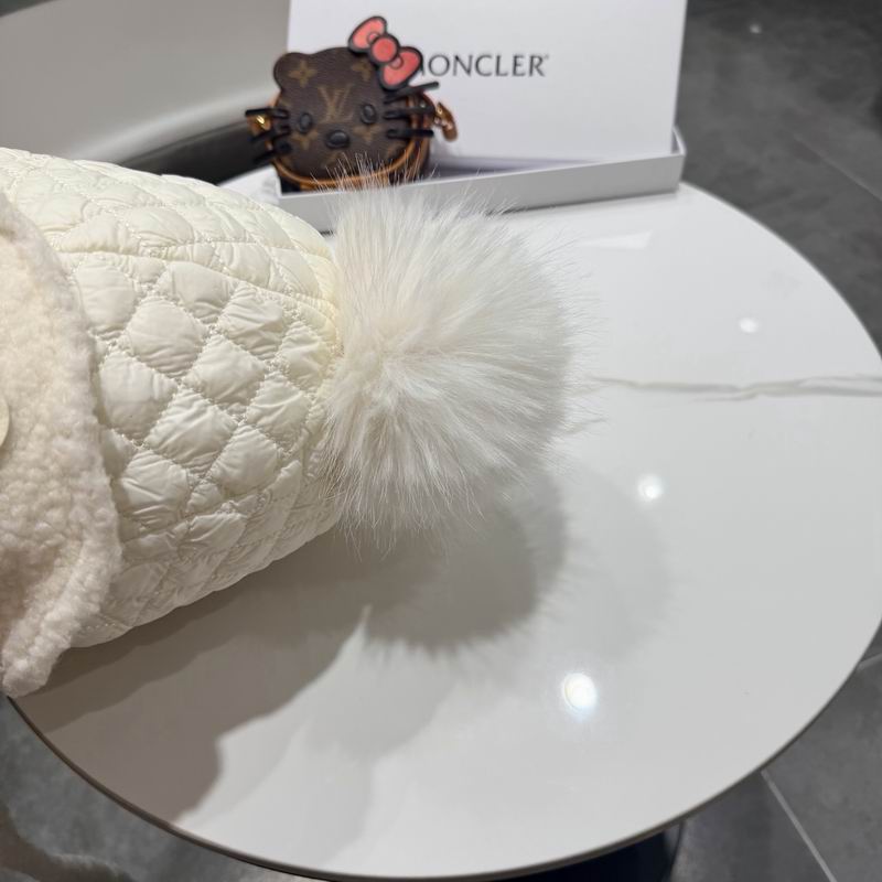 Moncler Hat (277)
