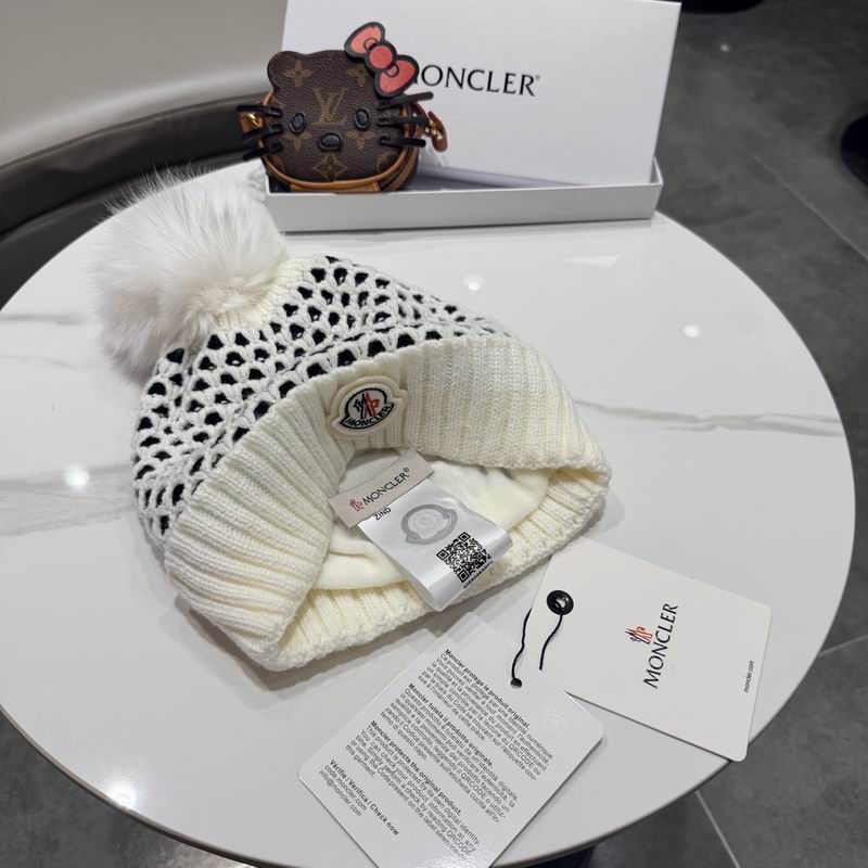 Moncler Hat (290)
