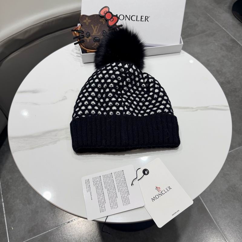 Moncler Hat (301)