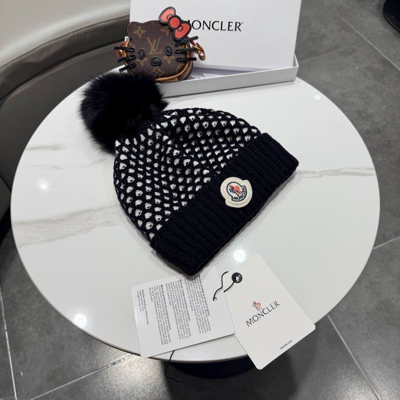Moncler Hat (305)