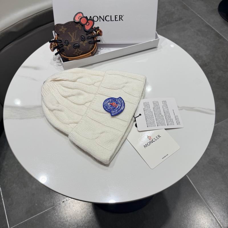 Moncler Hat (350)