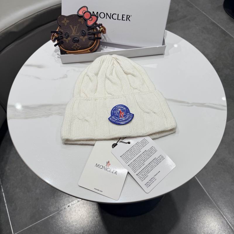 Moncler Hat (352)