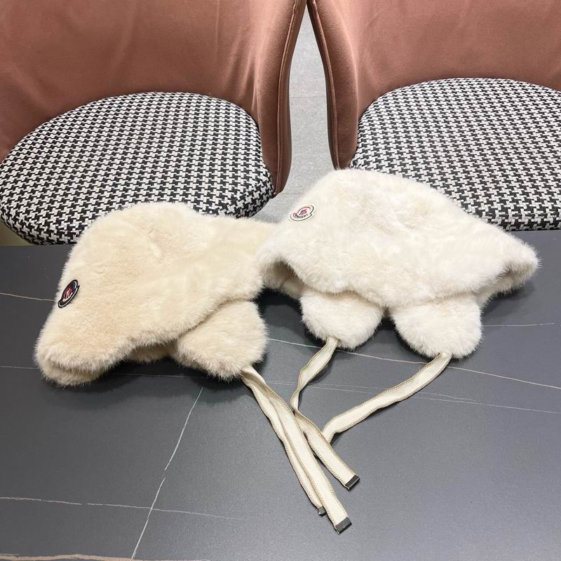 Moncler Hat (547)