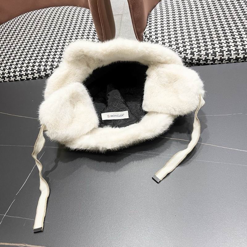 Moncler Hat (548)