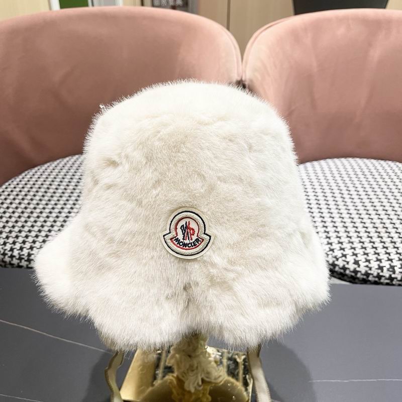 Moncler Hat (551)