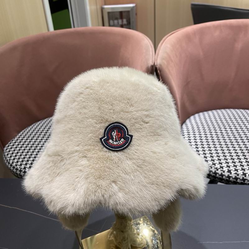 Moncler Hat (562)