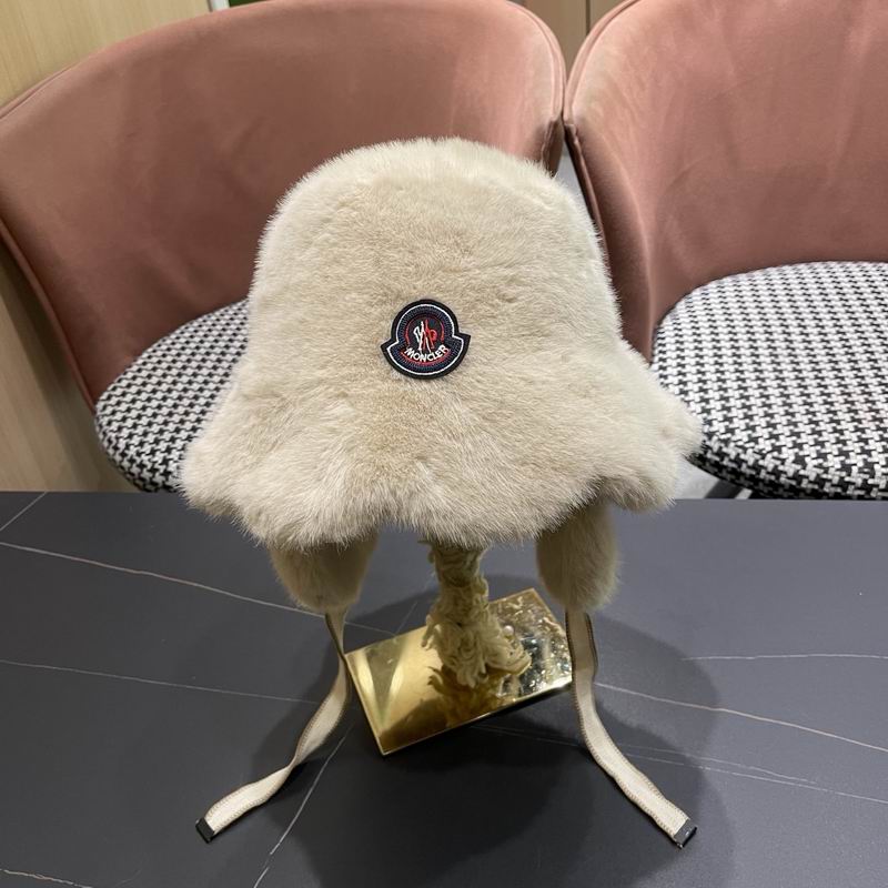 Moncler Hat (563)