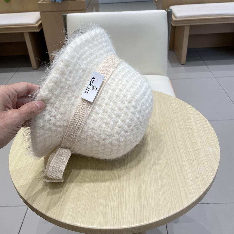 Moncler Hat (631)