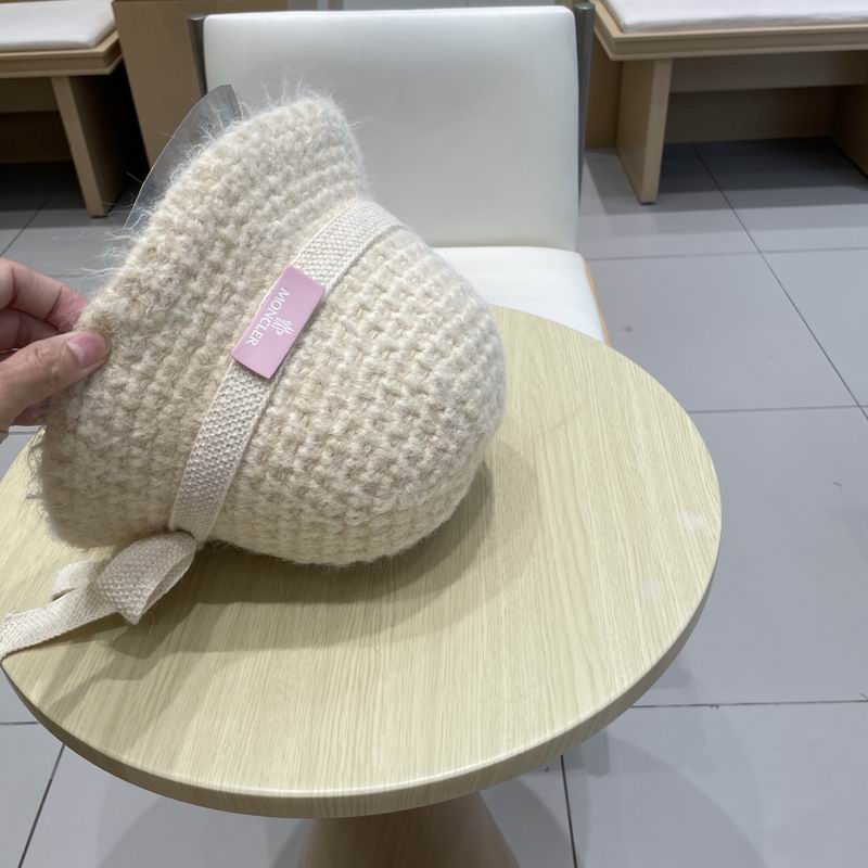 Moncler Hat (641)
