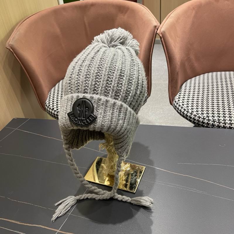 Moncler Hat (932)