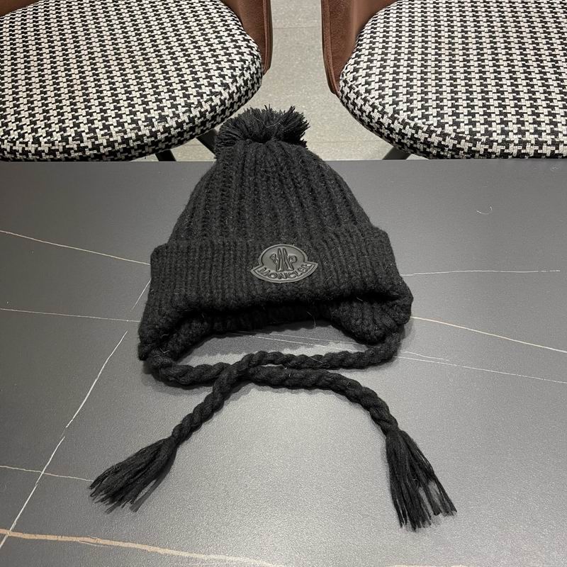 Moncler Hat (946)