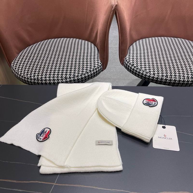 Moncler Scarf Hat (227)