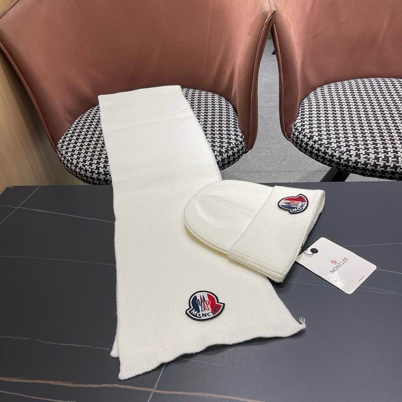 Moncler Scarf Hat (231)