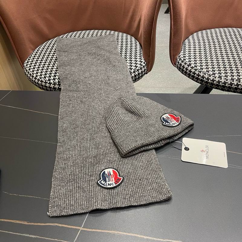 Moncler Scarf Hat (250)