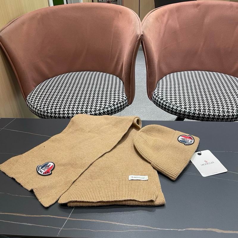 Moncler Scarf Hat (256)
