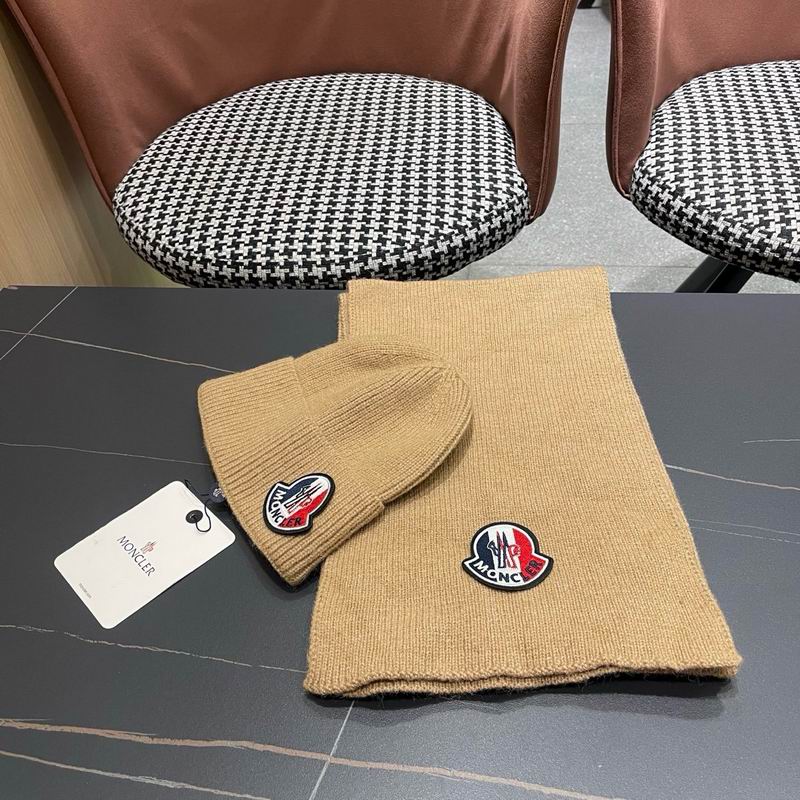 Moncler Scarf Hat (260)