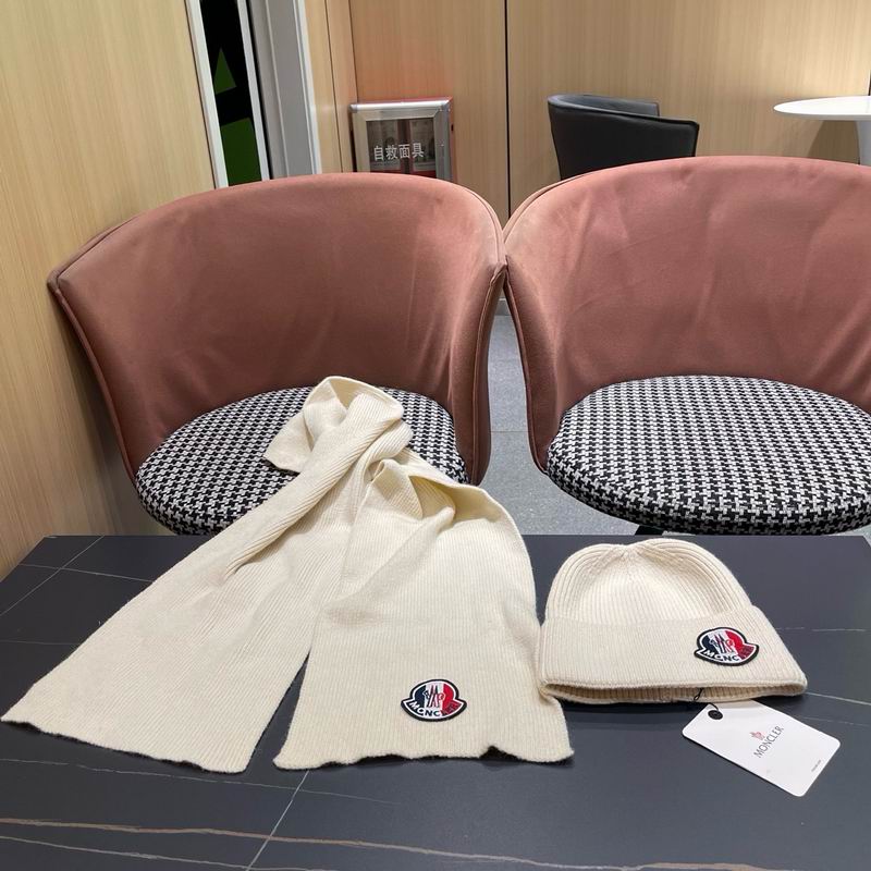 Moncler Scarf Hat (265)
