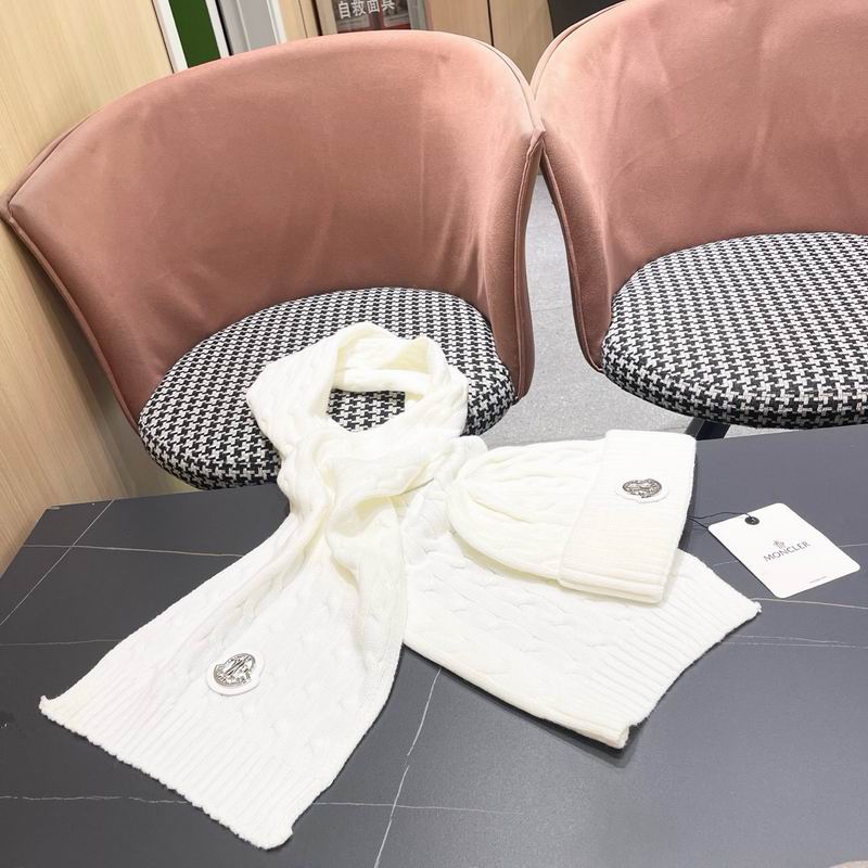 Moncler Scarf Hat (350)