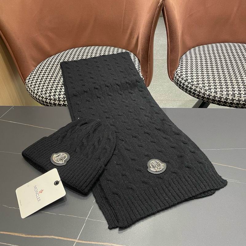 Moncler Scarf Hat (370)