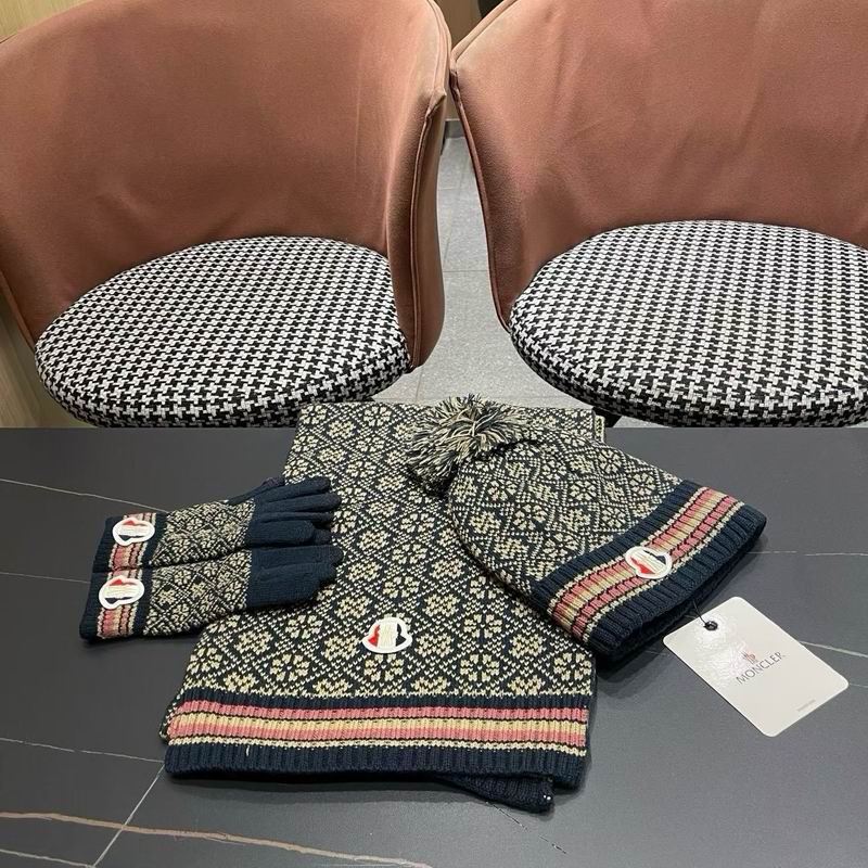 Moncler Scarf Hat Gloves (120)