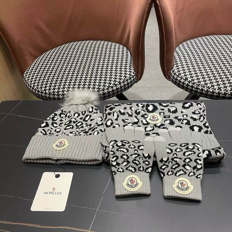 Moncler Scarf Hat Gloves (47)