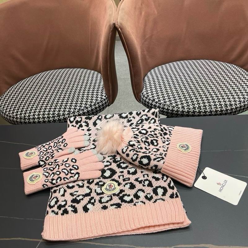 Moncler Scarf Hat Gloves (58)