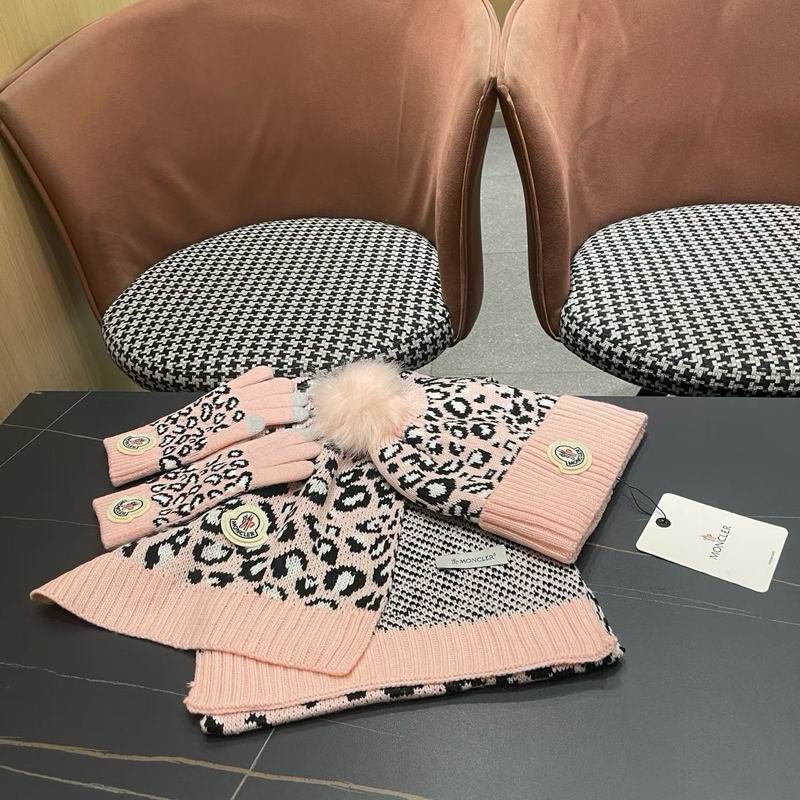 Moncler Scarf Hat Gloves (61)