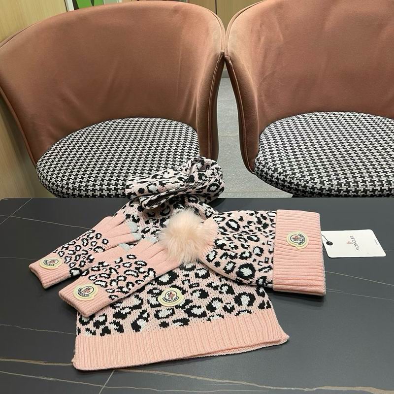 Moncler Scarf Hat Gloves (62)