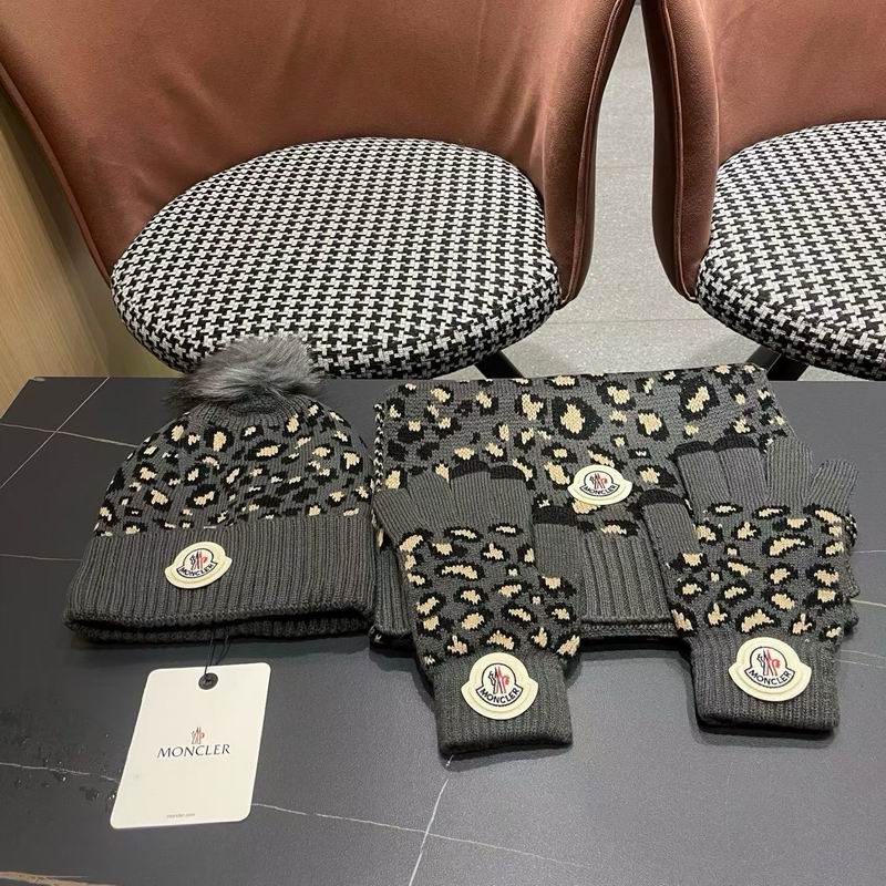 Moncler Scarf Hat Gloves (64)