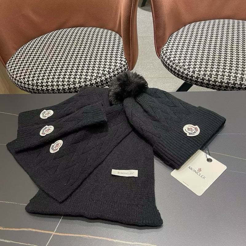Moncler Scarf Hat Gloves (89)