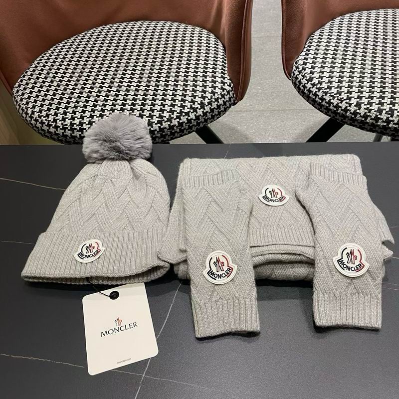Moncler Scarf Hat Gloves (91)