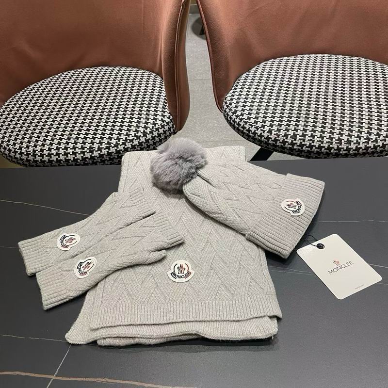Moncler Scarf Hat Gloves (94)