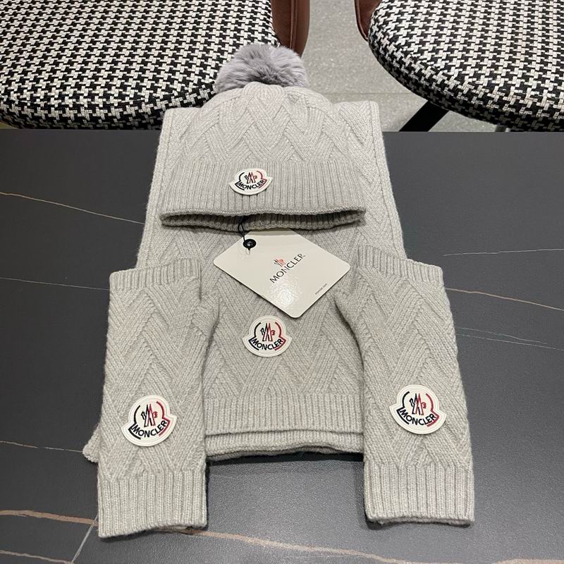 Moncler Scarf Hat gloves (85)
