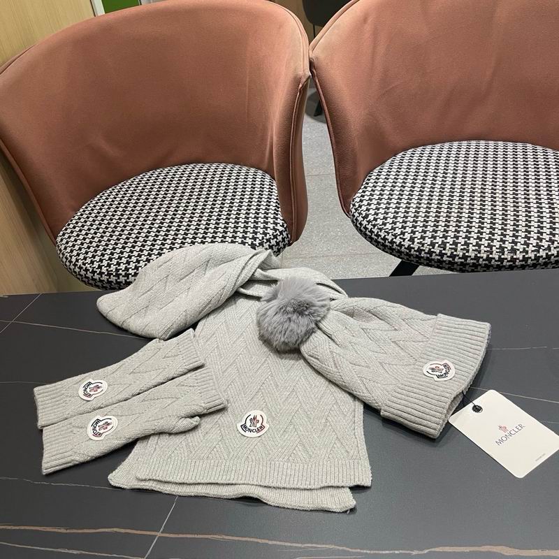 Moncler Scarf Hat gloves (86)