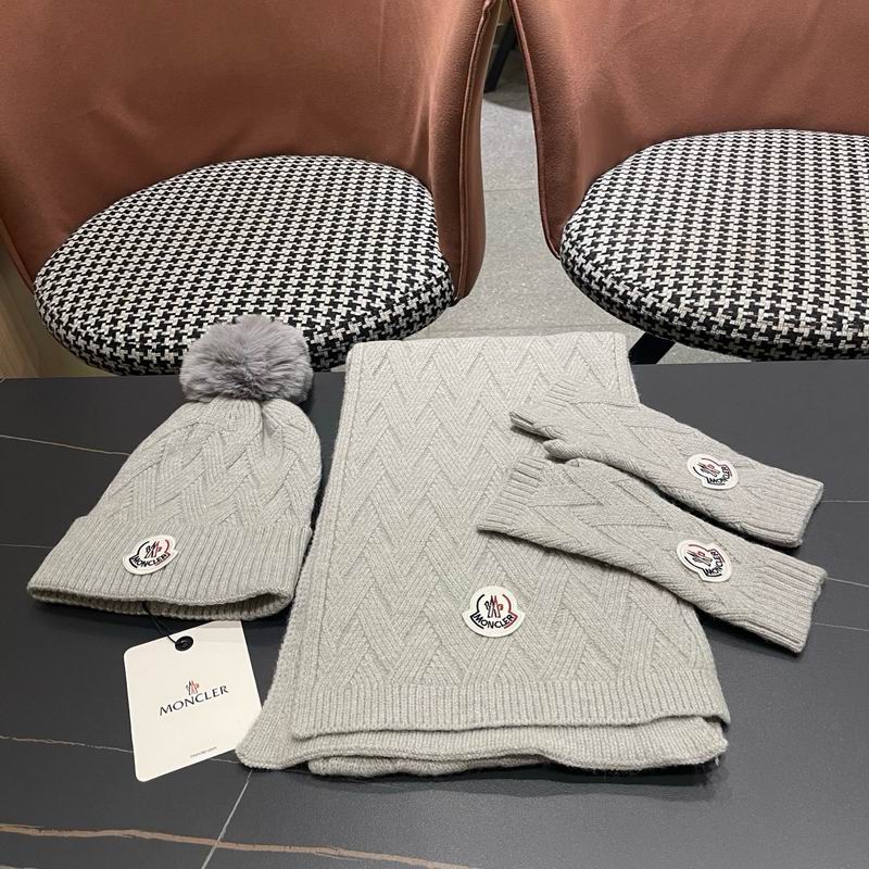 Moncler Scarf Hat gloves (91)
