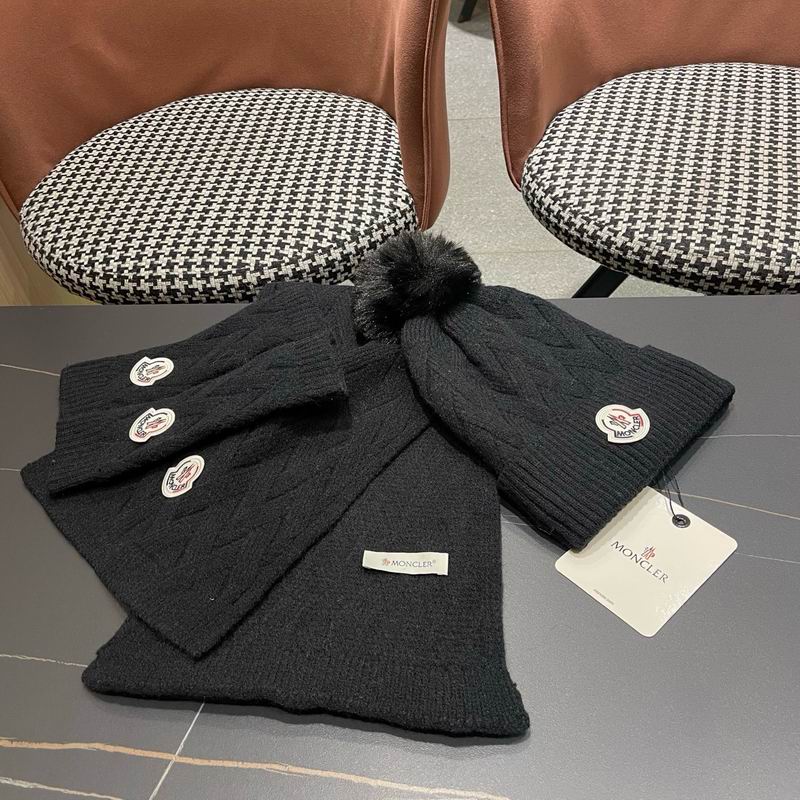 Moncler Scarf Hat gloves (94)