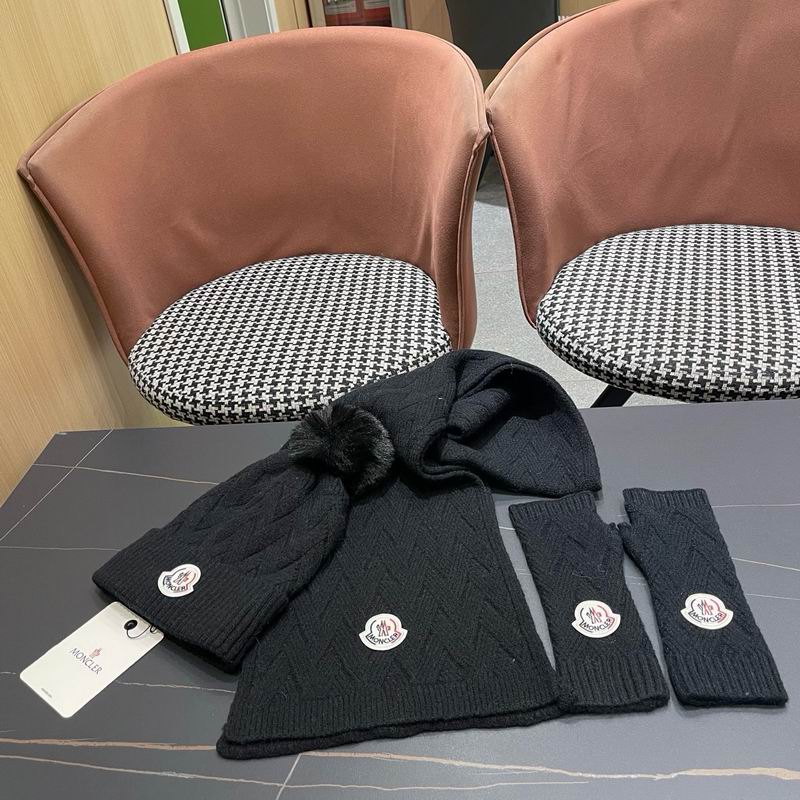 Moncler Scarf Hat gloves (97)