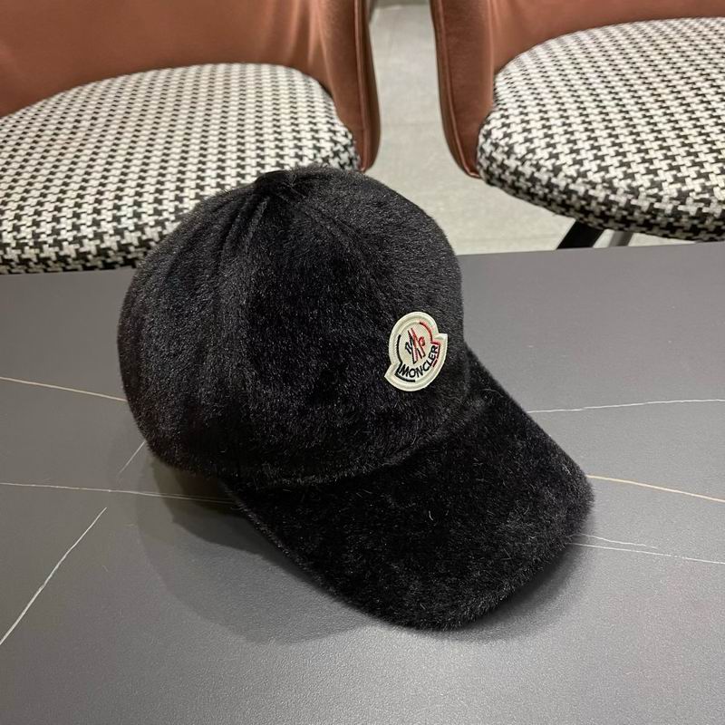 Moncler cap (2021)