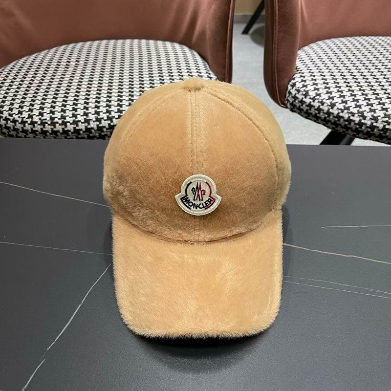 Moncler cap (2028)