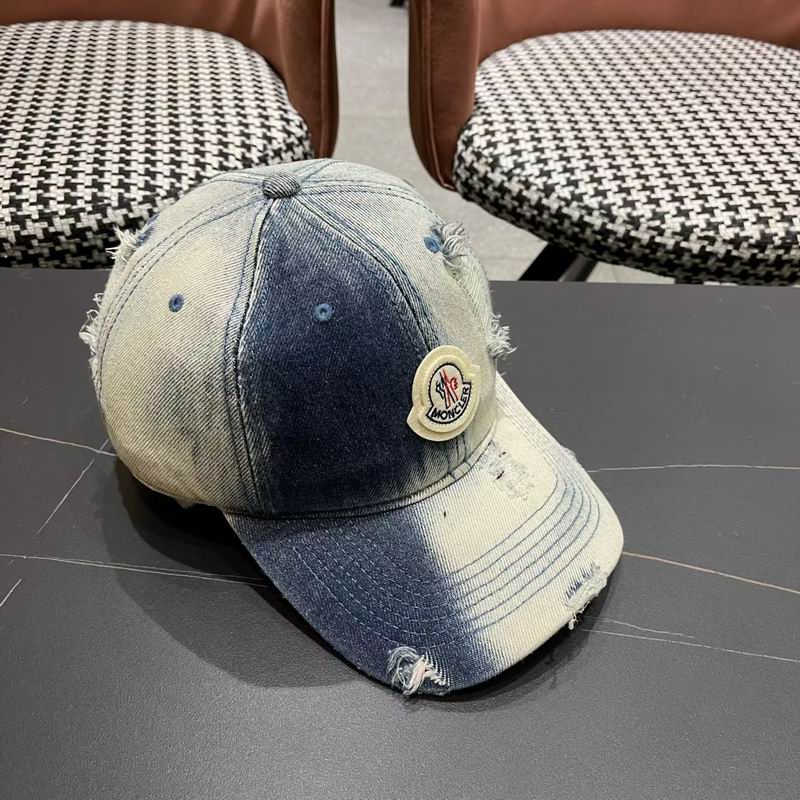 Moncler cap (232)