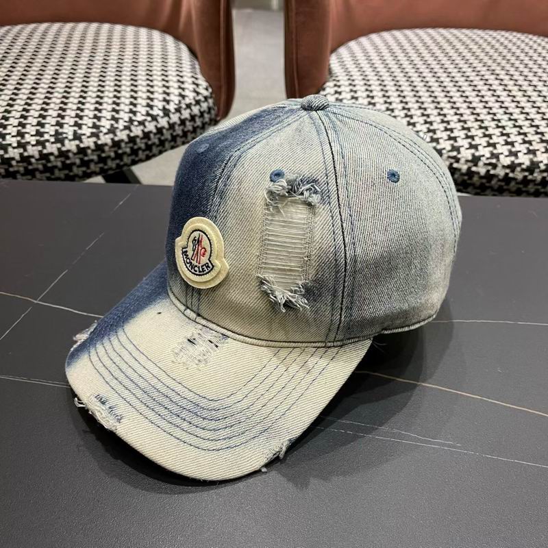 Moncler cap (233)