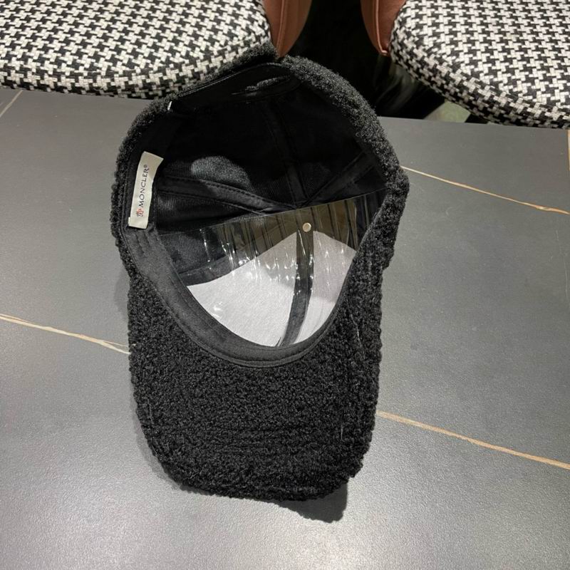 Moncler cap (523)