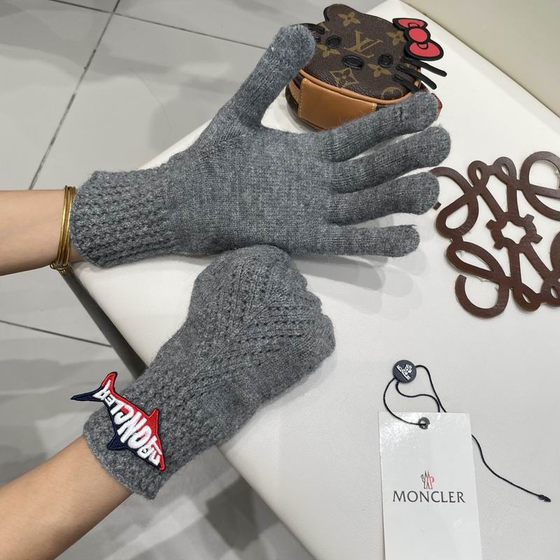 Moncler gloves 01 (20)