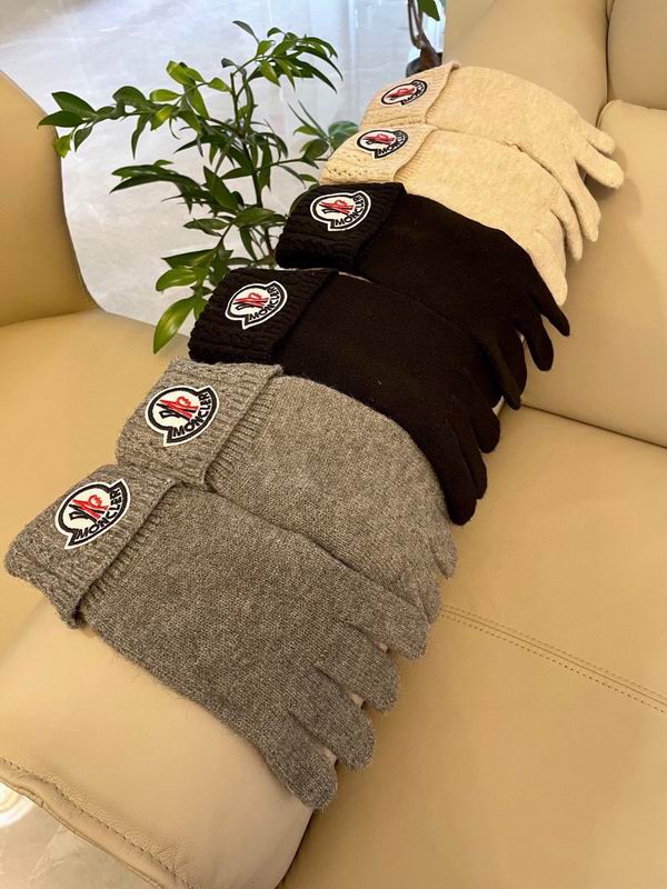Moncler gloves 06 (10)