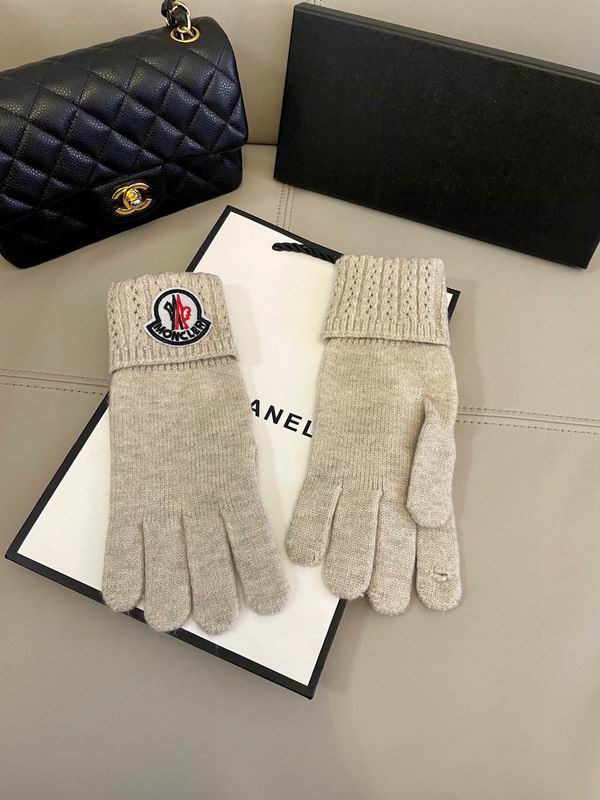 Moncler gloves 06 (17)