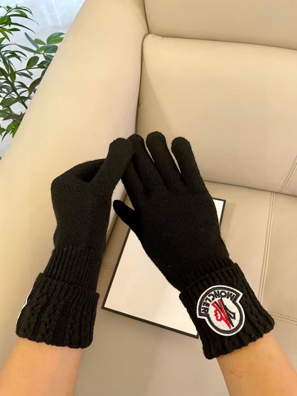 Moncler gloves 06 (20)