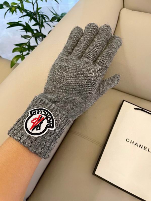 Moncler gloves 06 (4)
